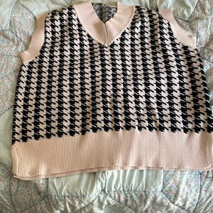 Houndstooth vest